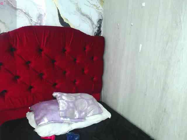 miss-charlott-18 miss-charlott-18