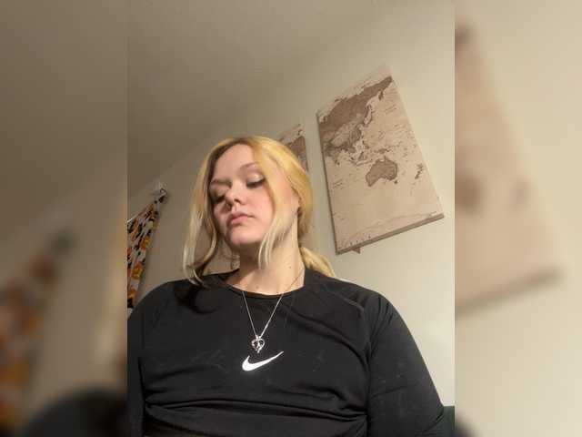 starryluvv31 – webcam model profile photo