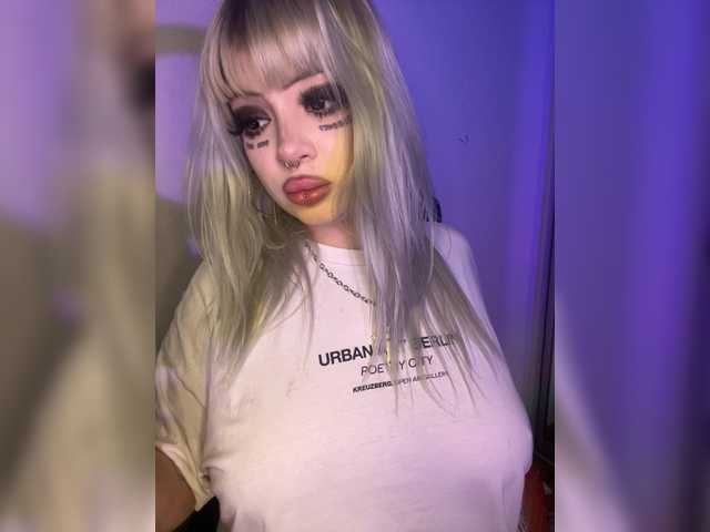 xlunami – webcam model profile photo