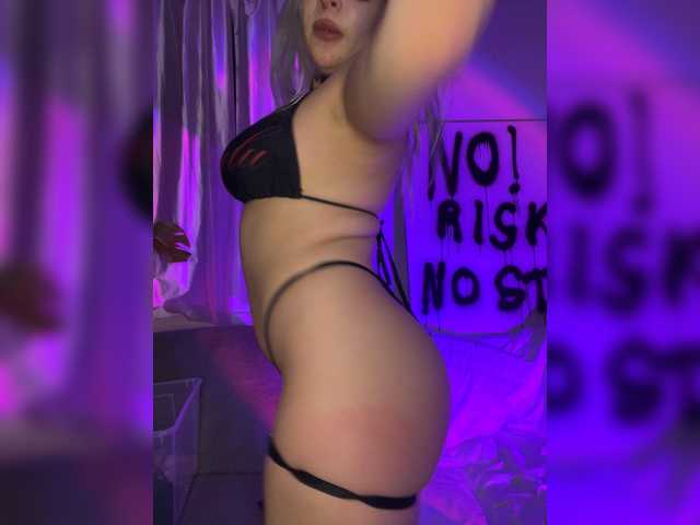 xlunami's BongaCams show and profile