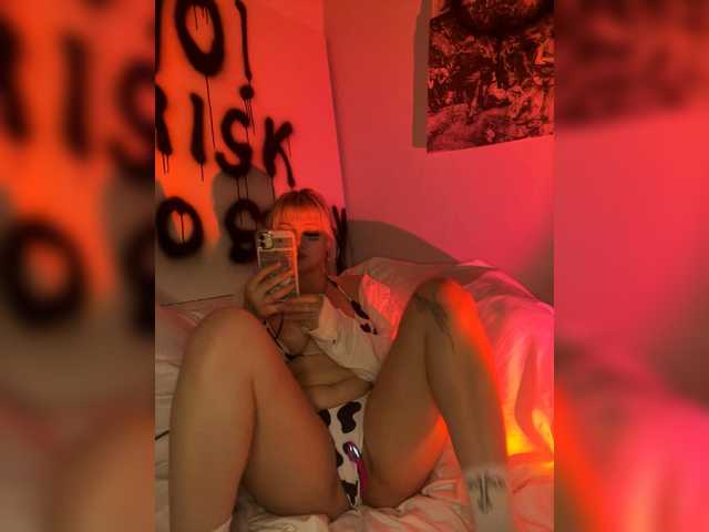 xlunami's BongaCams show and profile