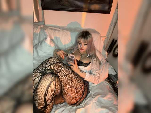 xlunami's BongaCams show and profile