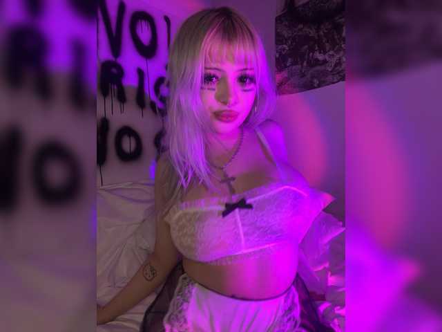 xlunami – webcam model profile photo