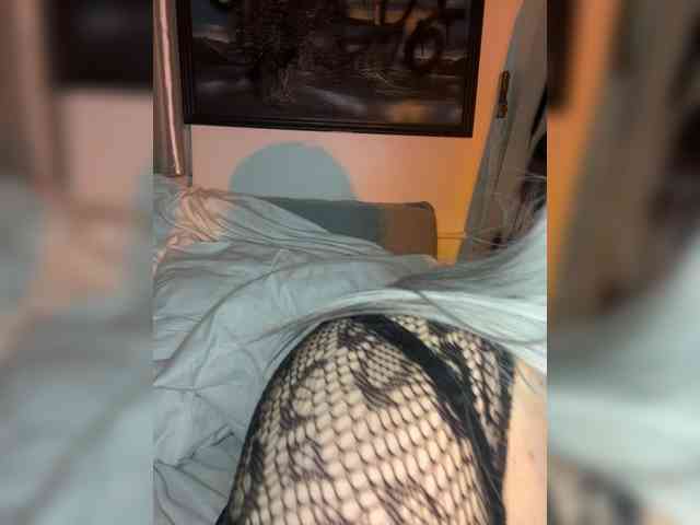 live nude chat room Xlunami