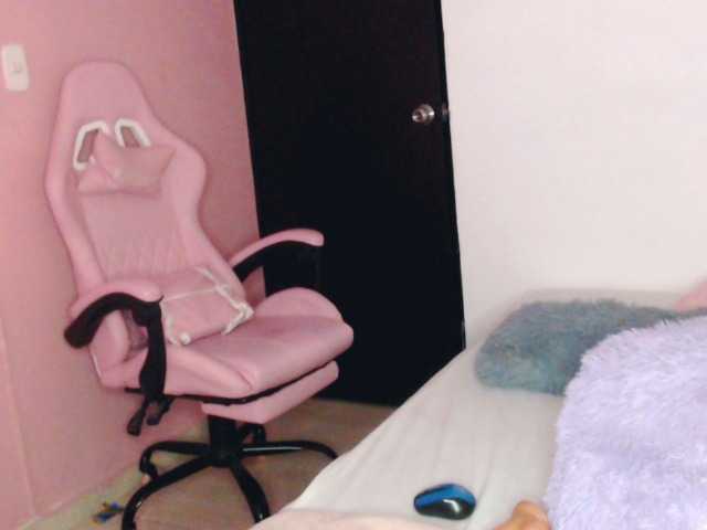 paulett2026's BongaCams show and profile