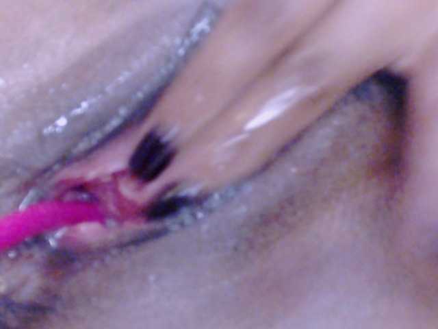 paulett2026's BongaCams show and profile