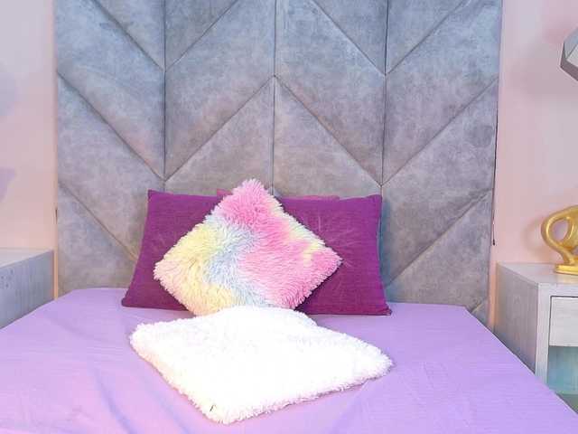 Lala-Sweet's BongaCams show and profile