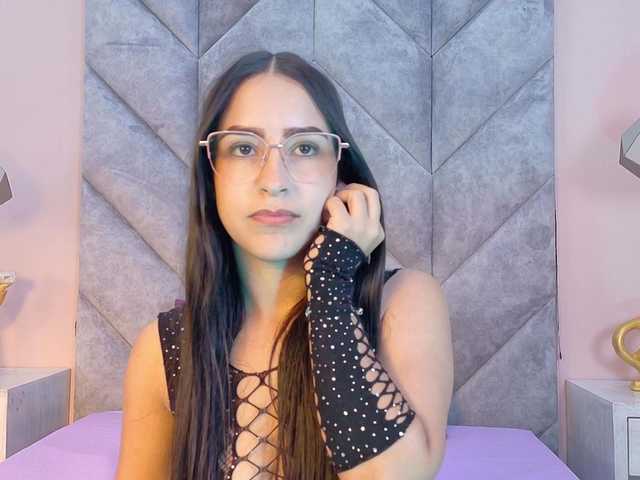 Lala-Sweet's BongaCams show and profile