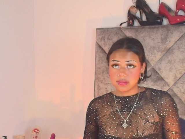 nyxhellsqueen's BongaCams show and profile