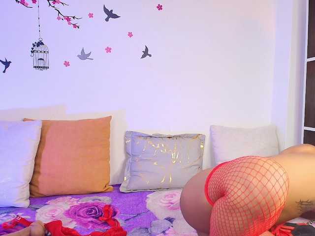 nyxhellsqueen's BongaCams show and profile