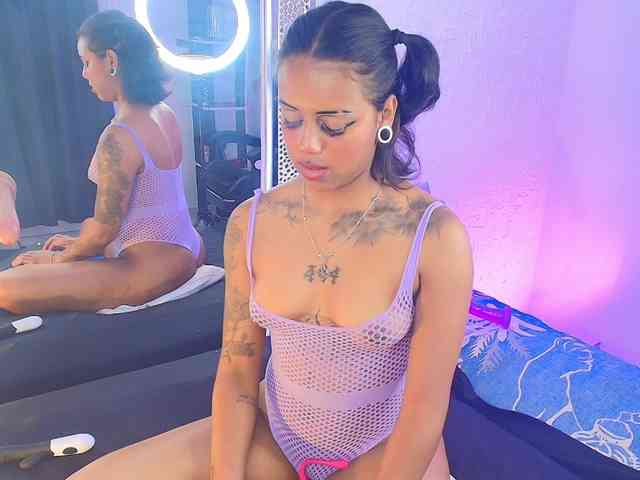 nyxhellsqueen webcam