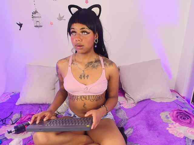 nyxhellsqueen webcam