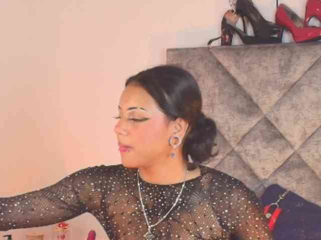 nyxhellsqueen webcam