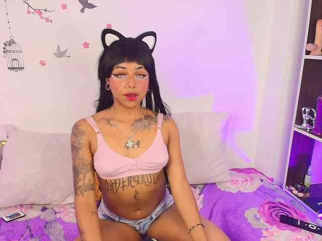 nyxhellsqueen webcam