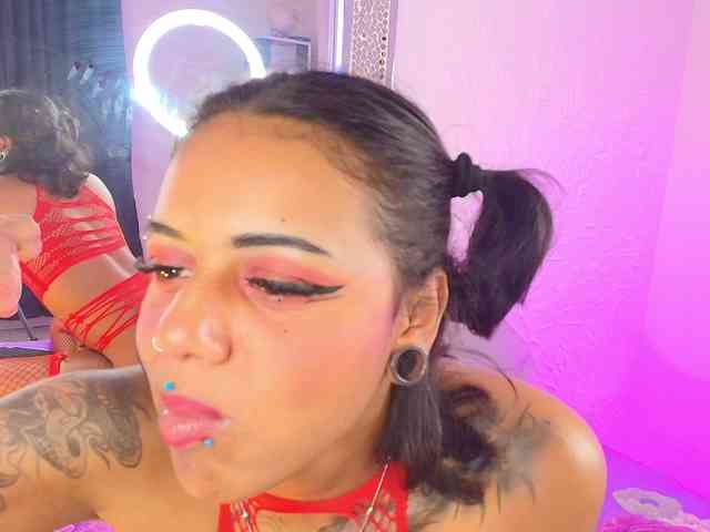 nyxhellsqueen webcam