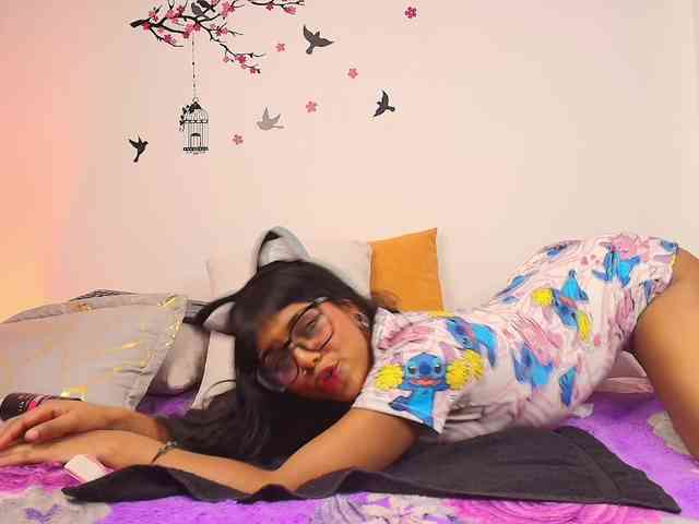 nyxhellsqueen webcam