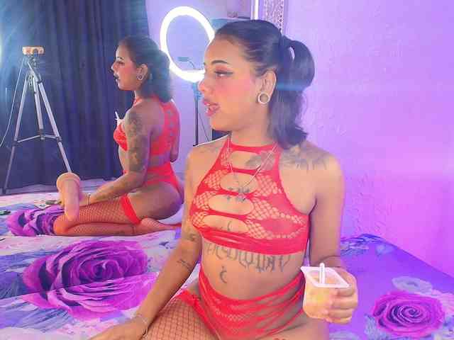 nyxhellsqueen webcam