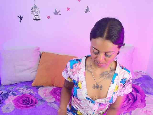 nyxhellsqueen webcam