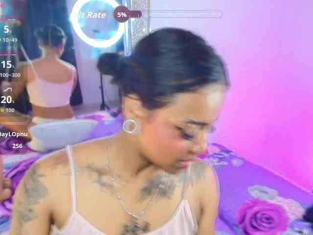 nyxhellsqueen webcam