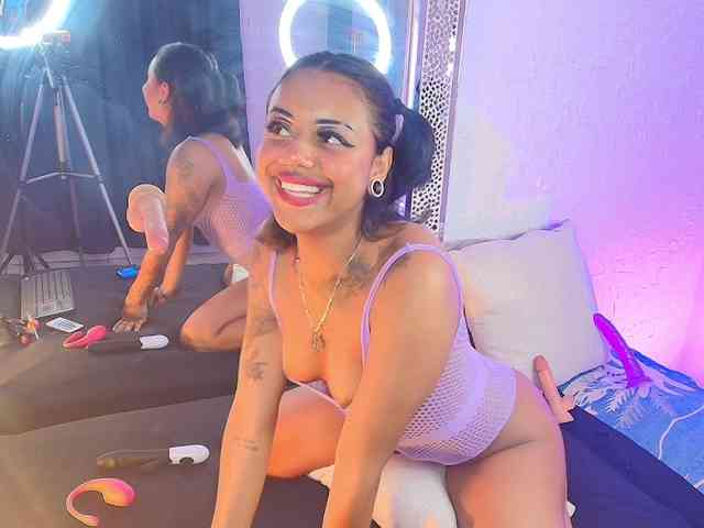 nyxhellsqueen webcam