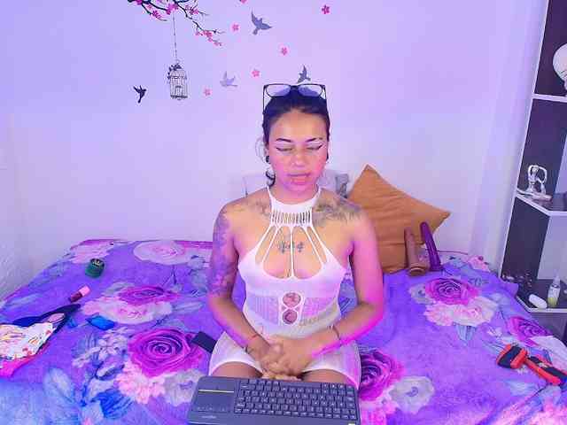 nyxhellsqueen webcam