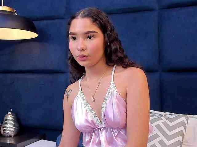 MaiaBrown Live Webcam on BongaCams