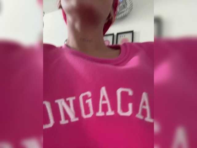 MelyTaylor's BongaCams show and profile