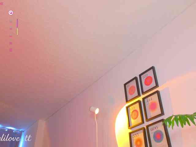 MelyTaylor MelyTaylor