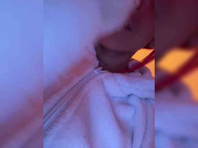 MelyTaylor Live Webcam on BongaCams