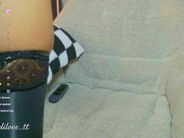 MelyTaylor MelyTaylor