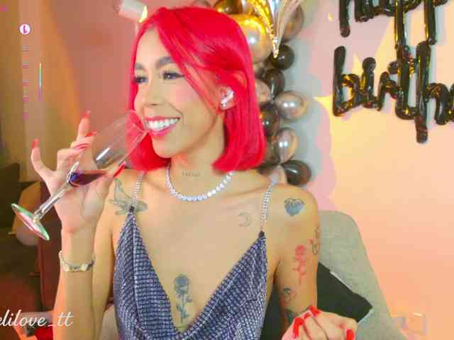 MelyTaylor MelyTaylor