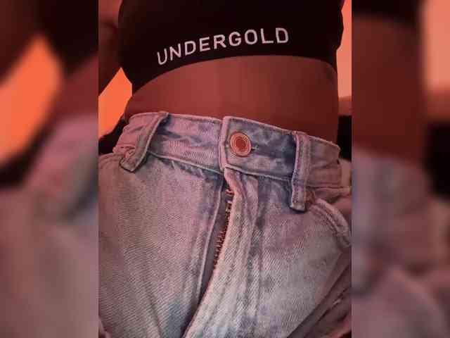 MelyTaylor MelyTaylor