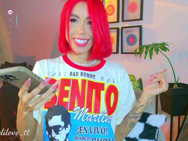 MelyTaylor MelyTaylor