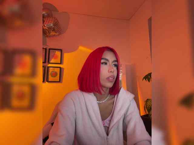 MelyTaylor MelyTaylor