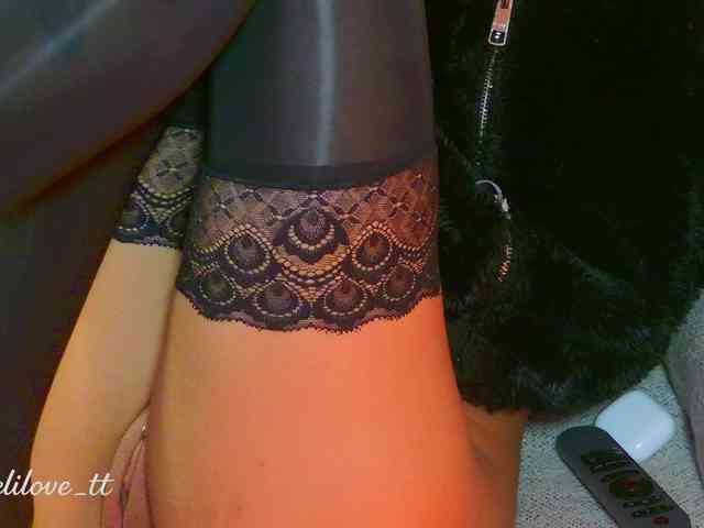 MelyTaylor MelyTaylor