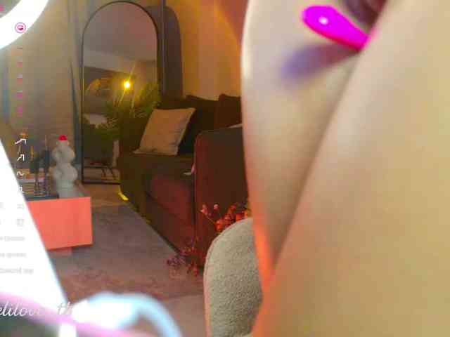 MelyTaylor MelyTaylor