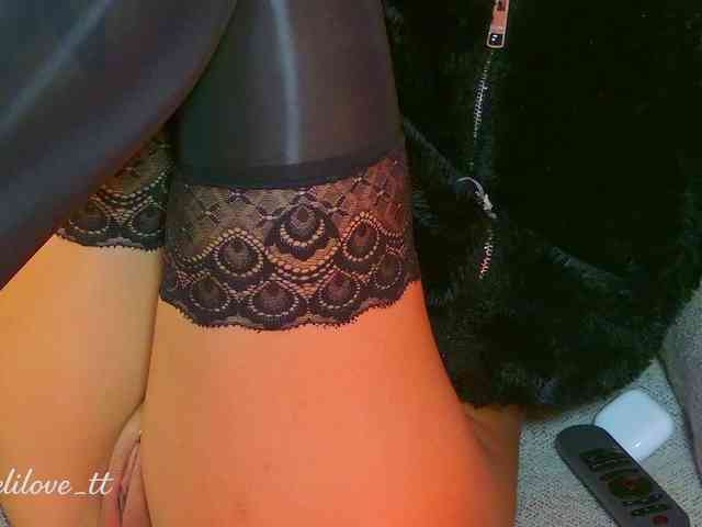 MelyTaylor MelyTaylor