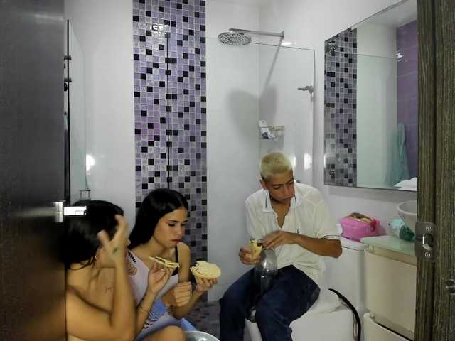 katrinahot12 from BongaCams is Freechat