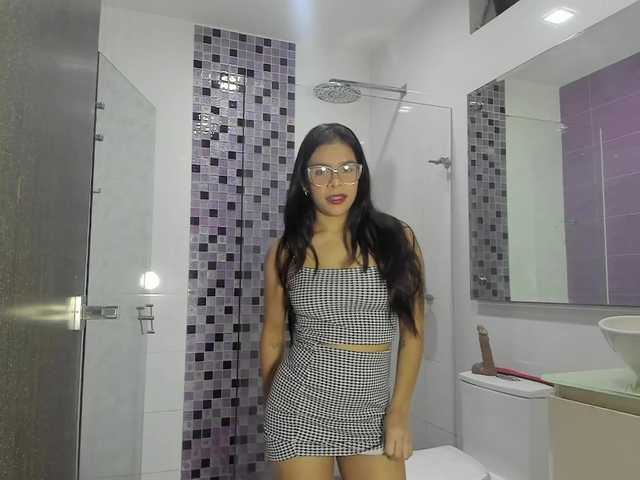 katrinahot12 – webcam model profile photo