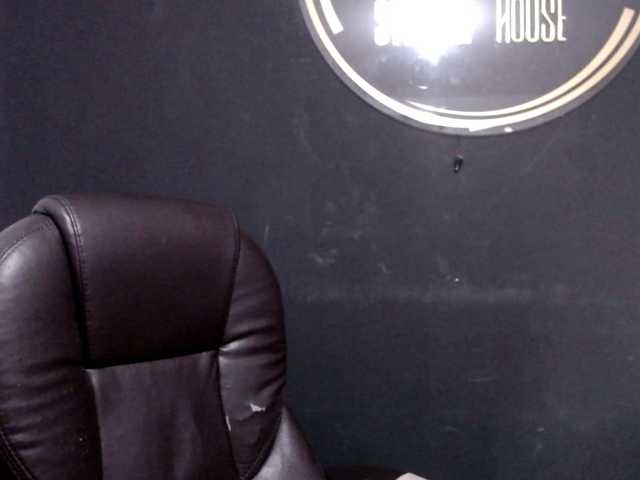 luisandri's BongaCams show and profile