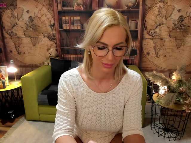 solarcriss's BongaCams show and profile