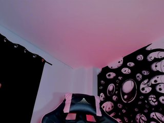 Bad-dixxxe Porn Show