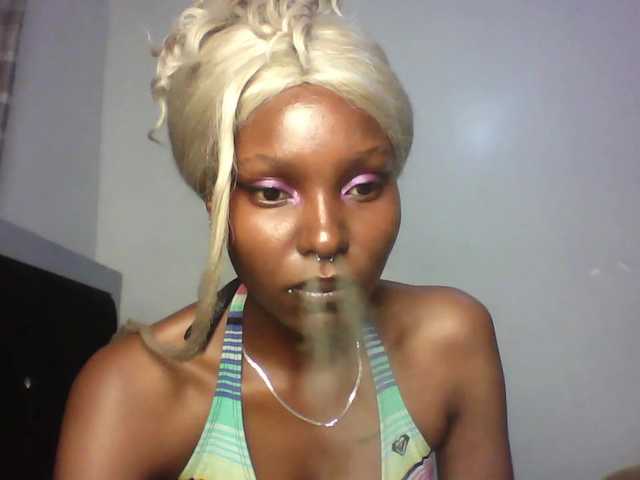 Maleena40's BongaCams show and profile