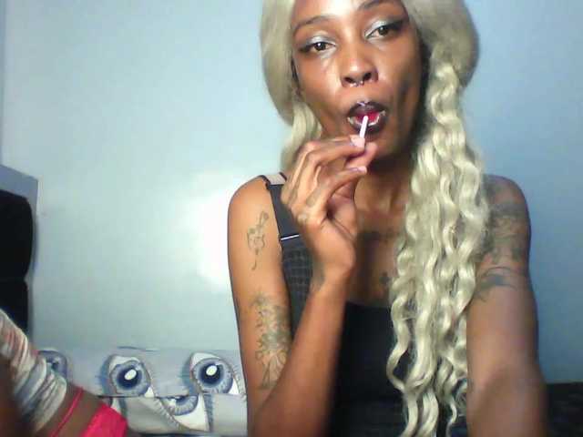 Maleena40's BongaCams show and profile