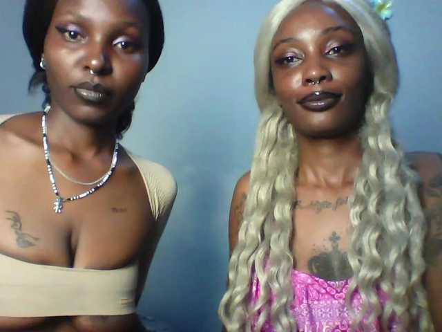 Maleena40's BongaCams show and profile