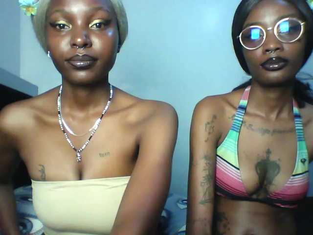 Maleena40 – webcam model profile photo