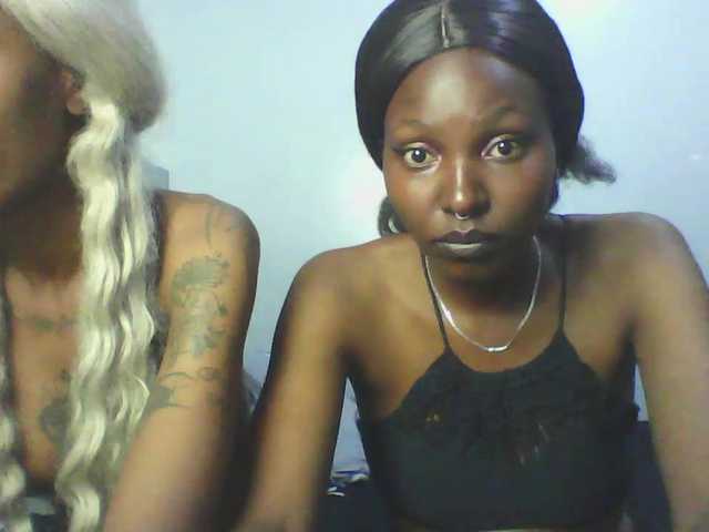 Maleena40's BongaCams show and profile