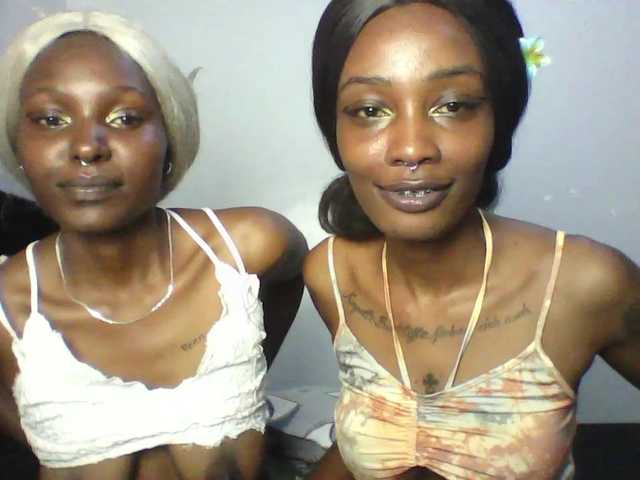 Maleena40 live cam profile