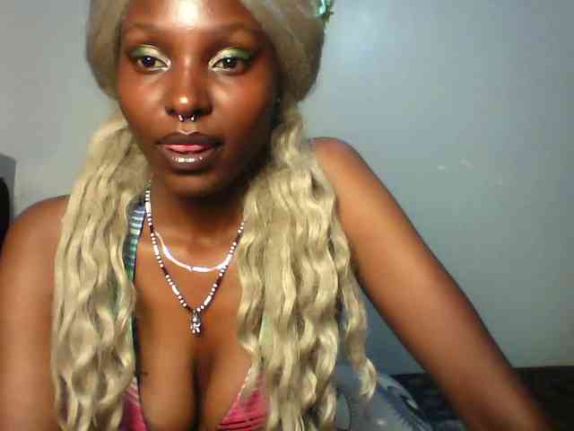 Maleena40 webcam