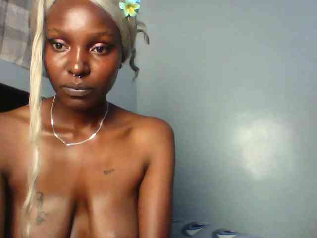 Maleena40 webcam